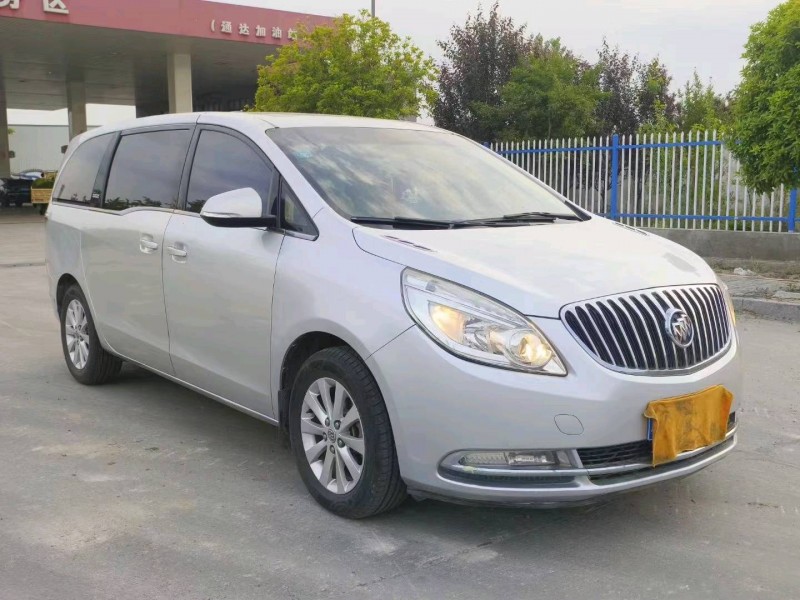 徐州13年别克GL82