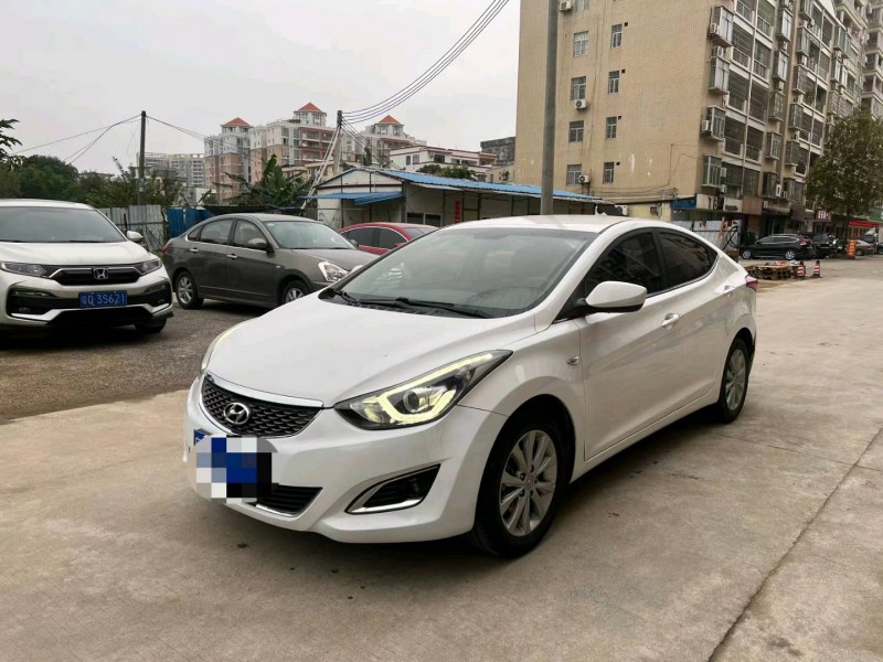 深圳18年现代朗动2