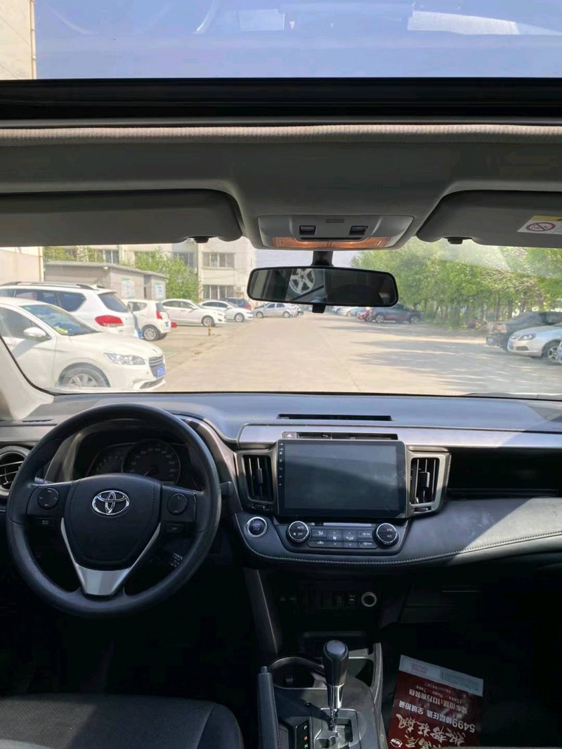 淄博18年丰田RAV4荣放4