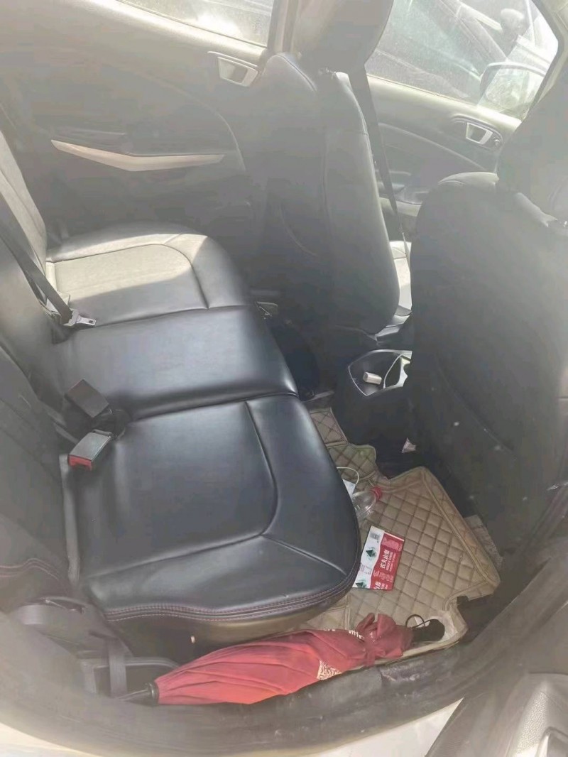 青岛13年福特翼搏2