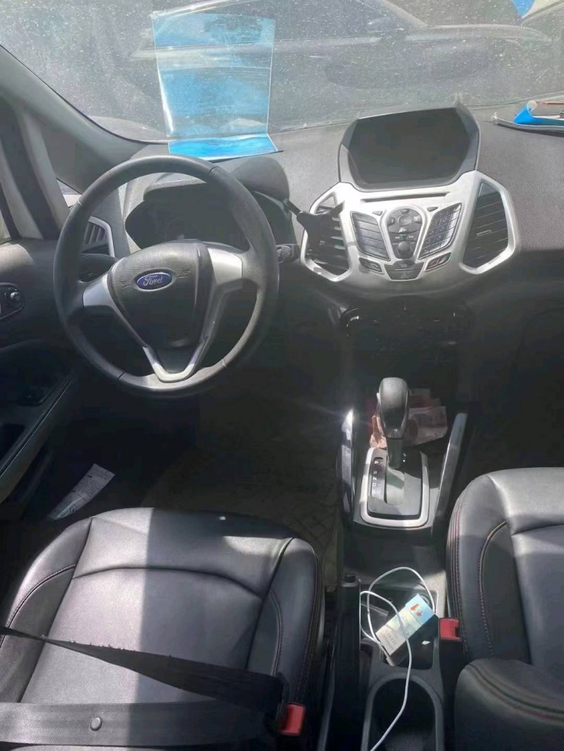 青岛13年福特翼搏3