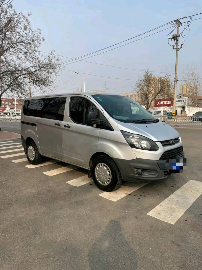 青岛18年福特全顺4