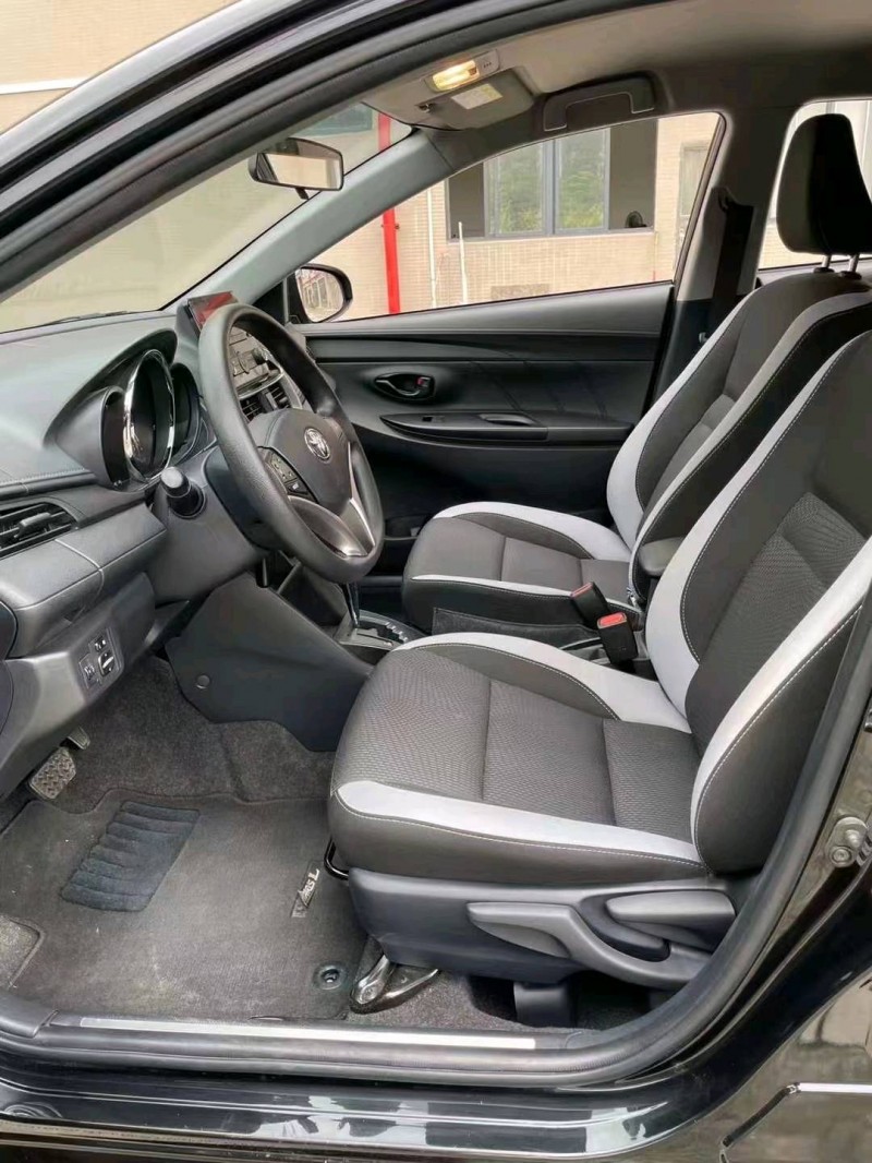 深圳22年丰田YARiS L 致炫9