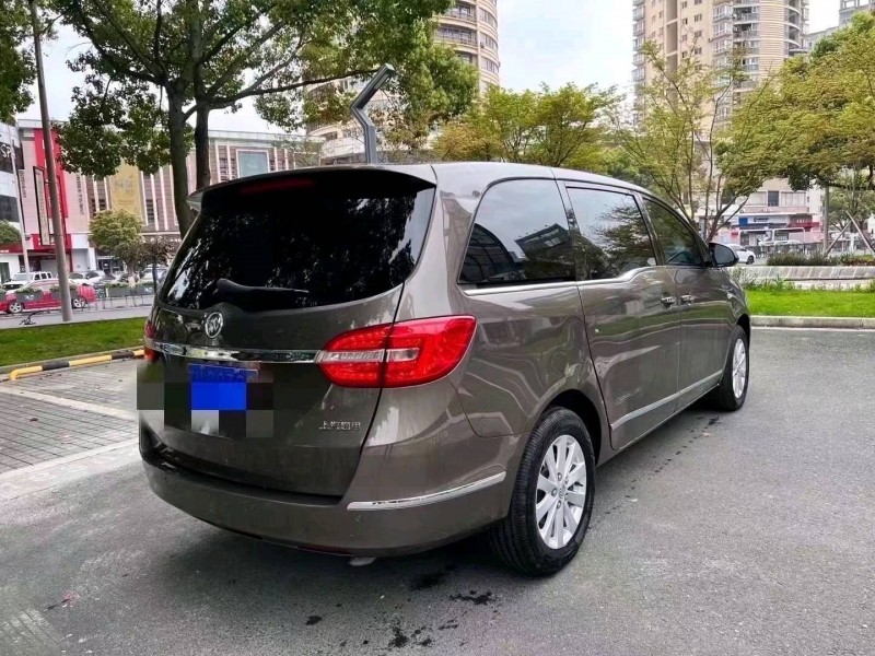 徐州19年别克GL89