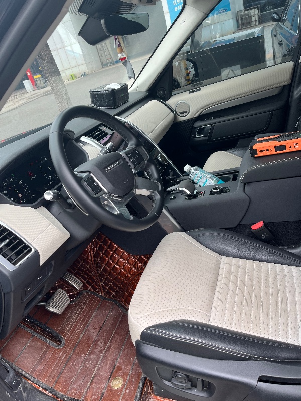 武汉21年路虎发现3