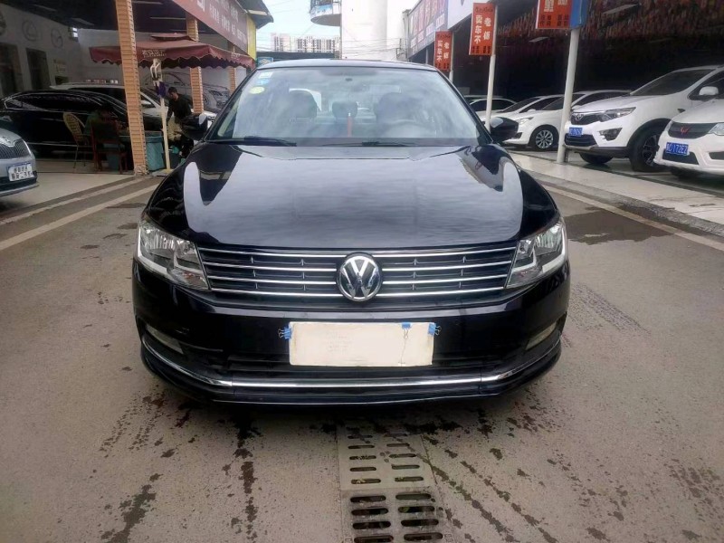 成都16年大众朗逸1