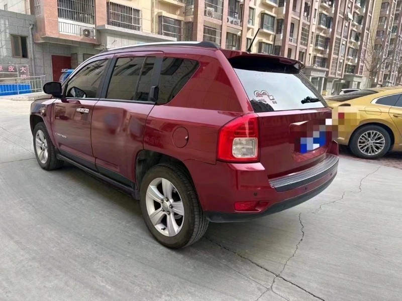 保定12年Jeep指南者8