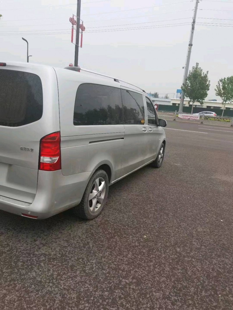 淄博17年奔驰威霆3