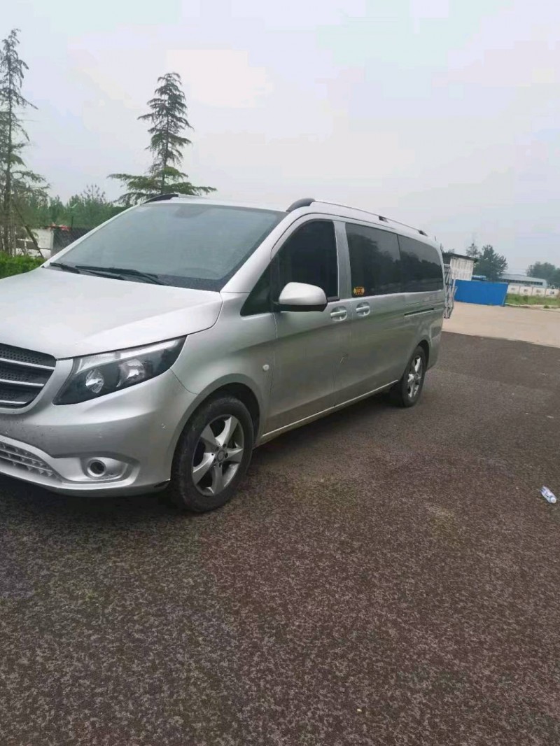 淄博17年奔驰威霆7