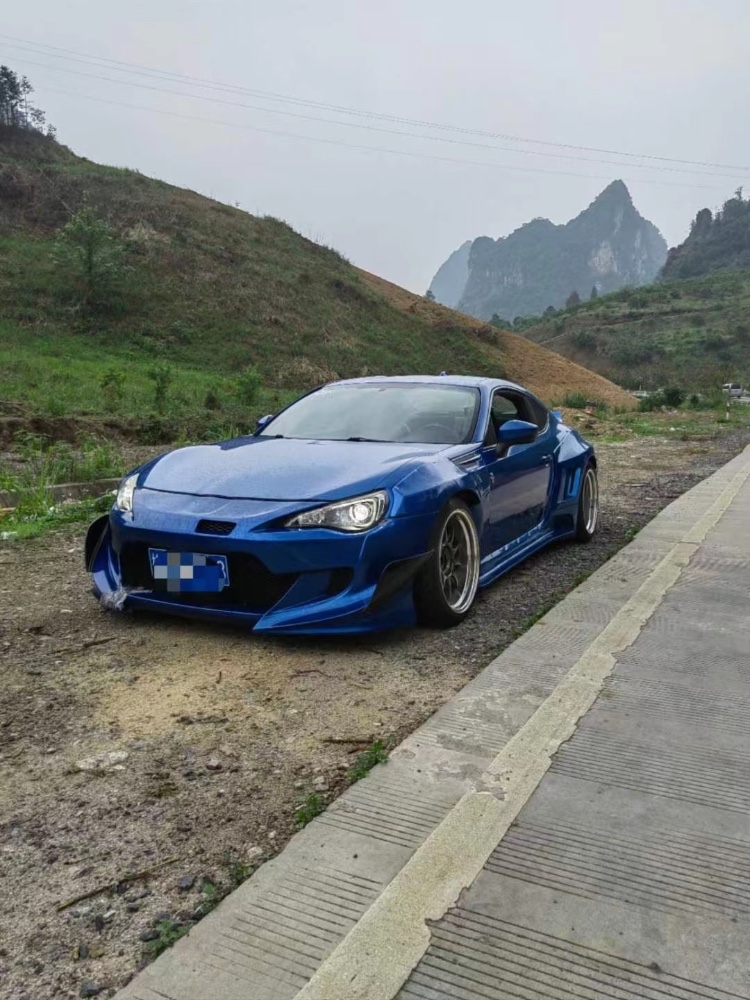 桂林13年斯巴魯BRZ3