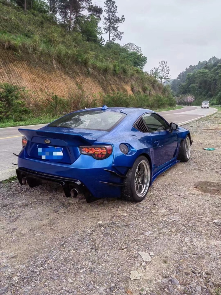 桂林13年斯巴魯BRZ5