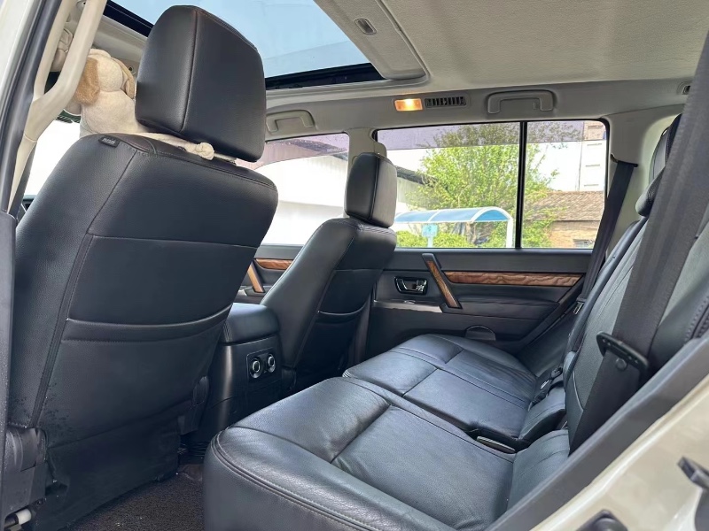 石家庄17年三菱帕杰罗3