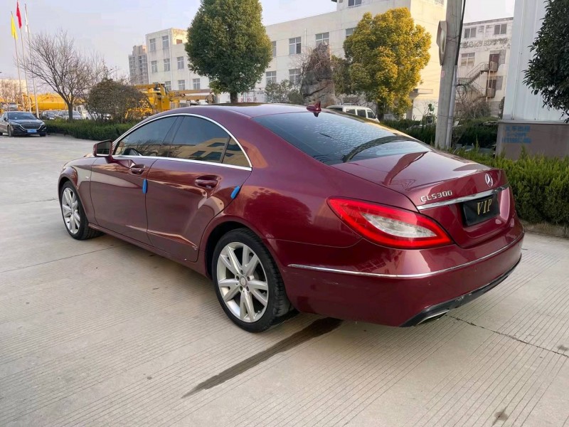 宿迁13年奔驰CLS7