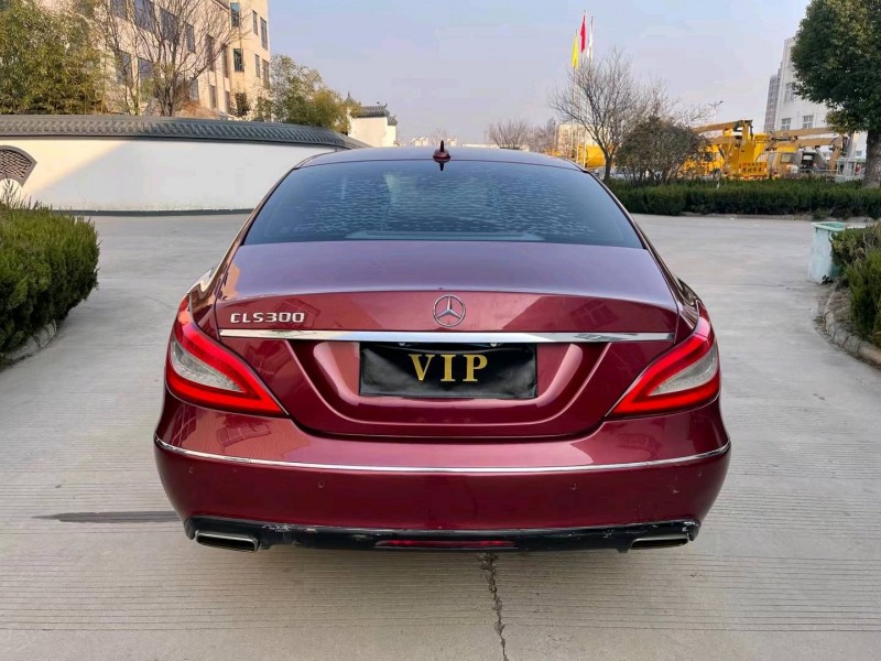 宿迁13年奔驰CLS9