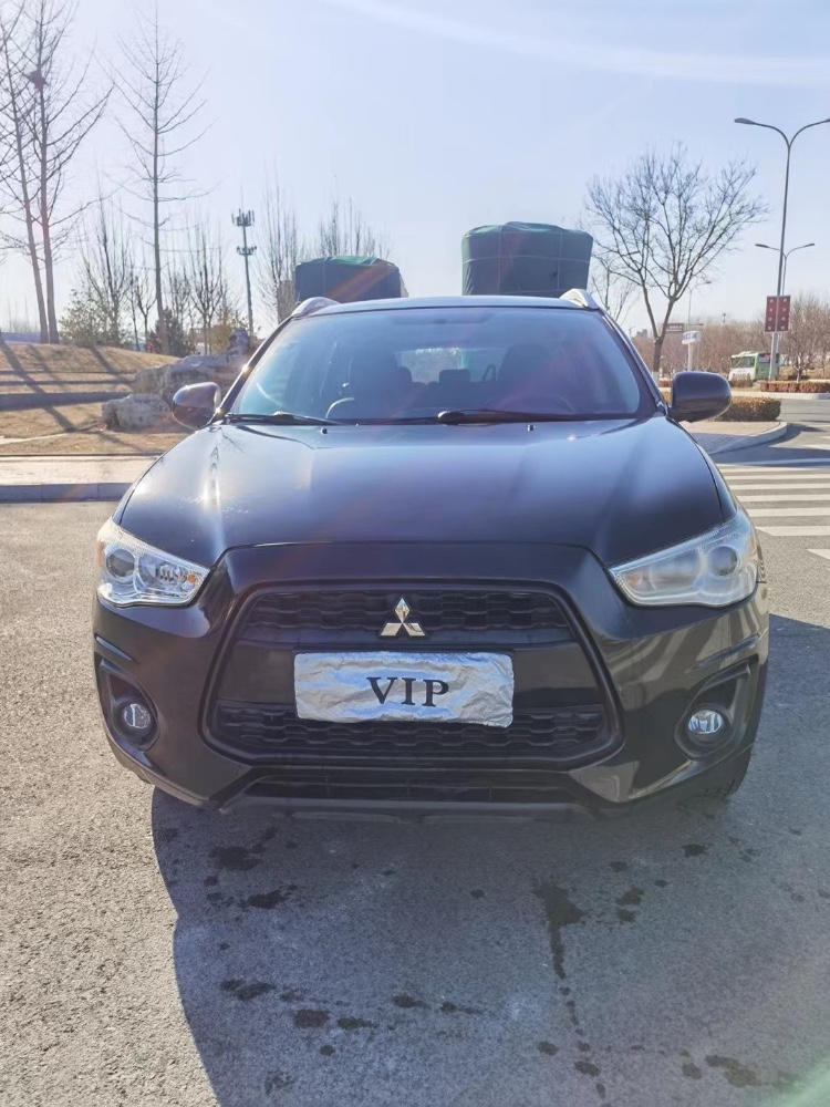 廊坊16年三菱劲炫1