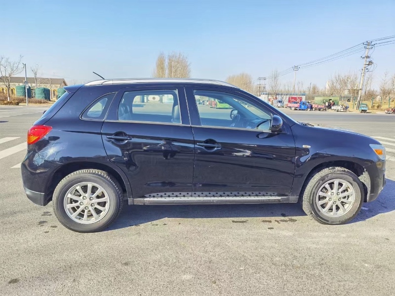 廊坊16年三菱劲炫5