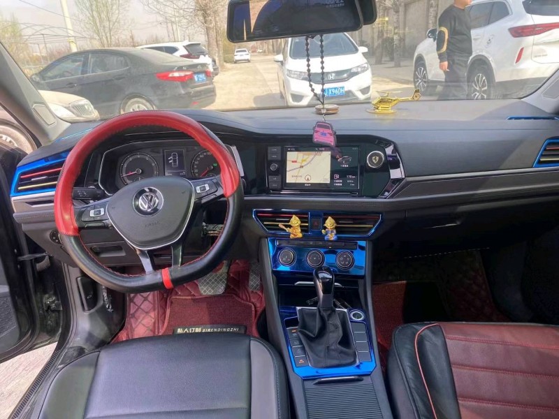 保定19年大众速腾7