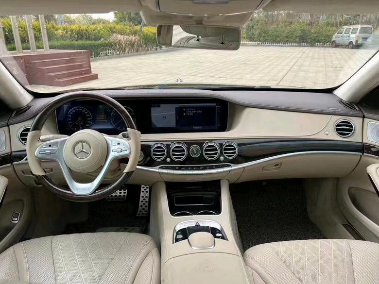 盐城19年奔驰迈巴赫S级4