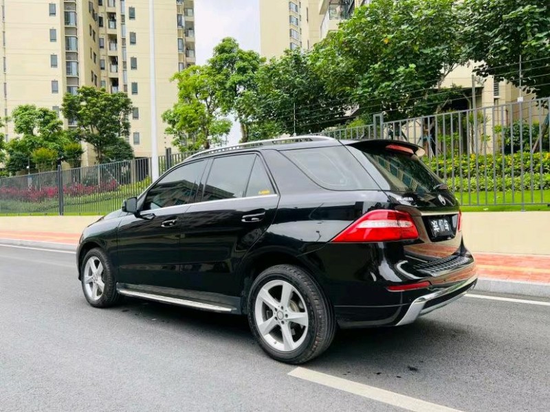 东莞14年奔驰ML7