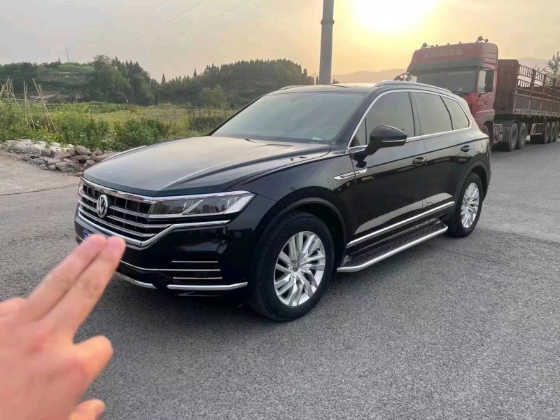 成都19年大众途锐3