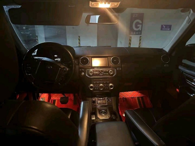 青岛15年路虎发现4