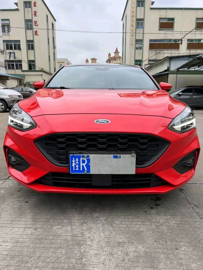 中山20年福特福克斯1