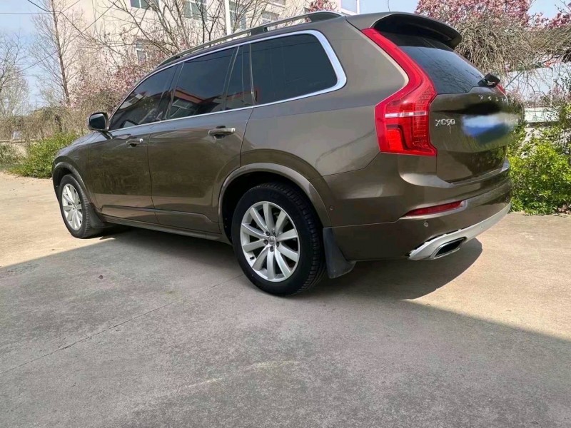 青島16年沃爾沃XC604