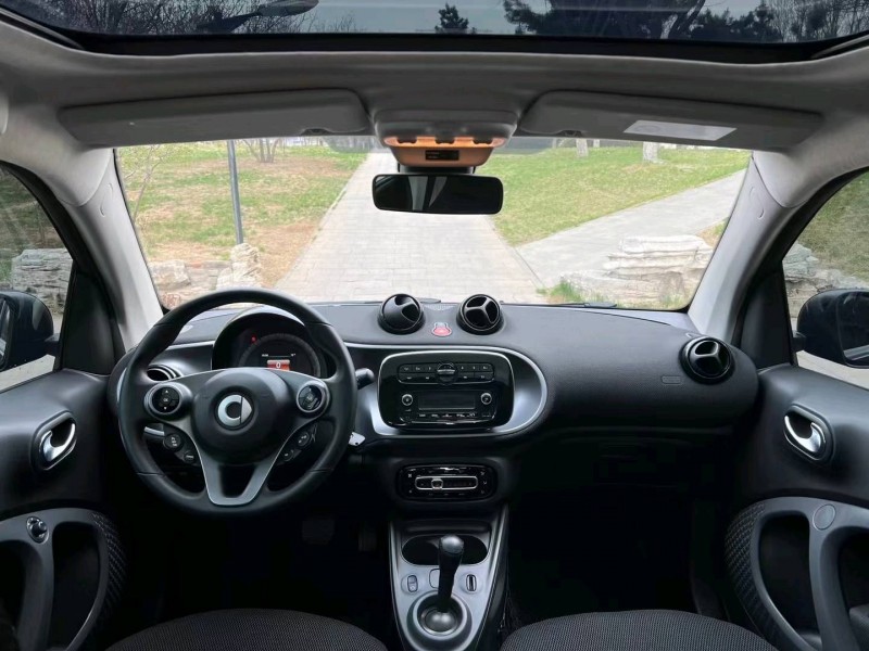 邢台17年奔驰smart5