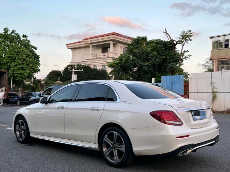 广州18年奔驰E7