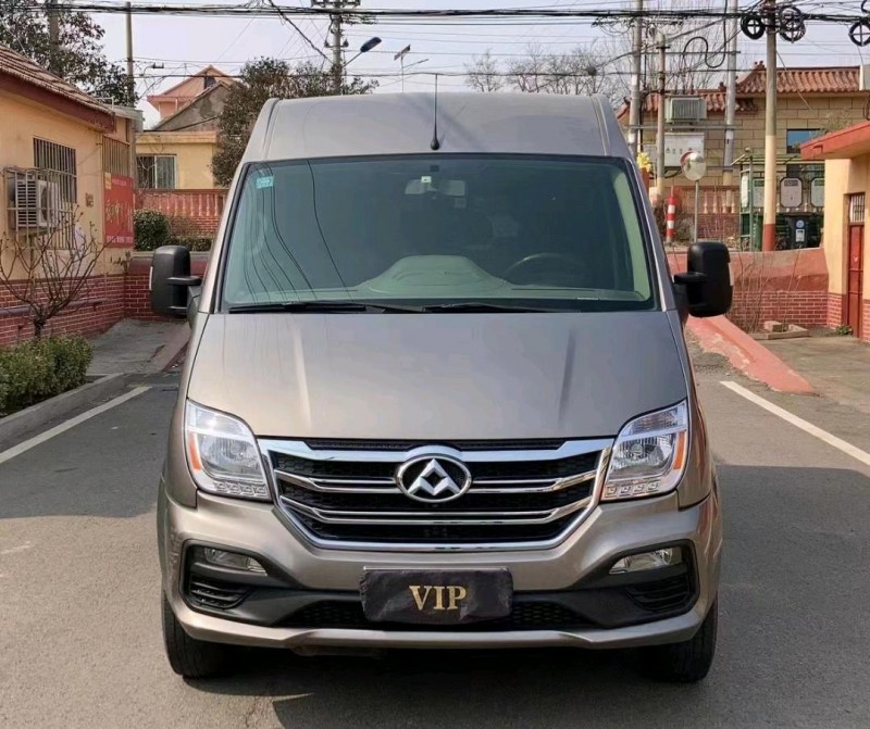 青岛18年大通V801