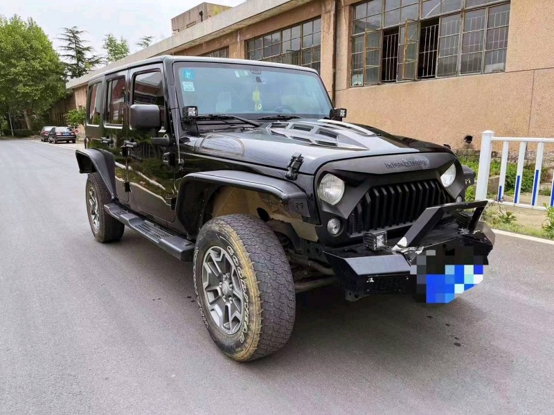 枣庄18年Jeep牧马人2