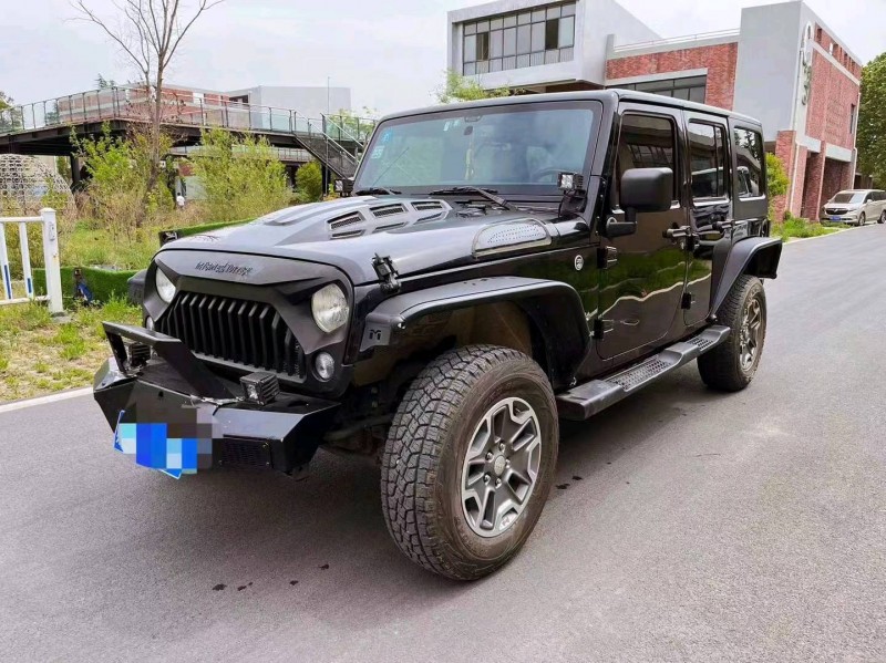 枣庄18年Jeep牧马人3