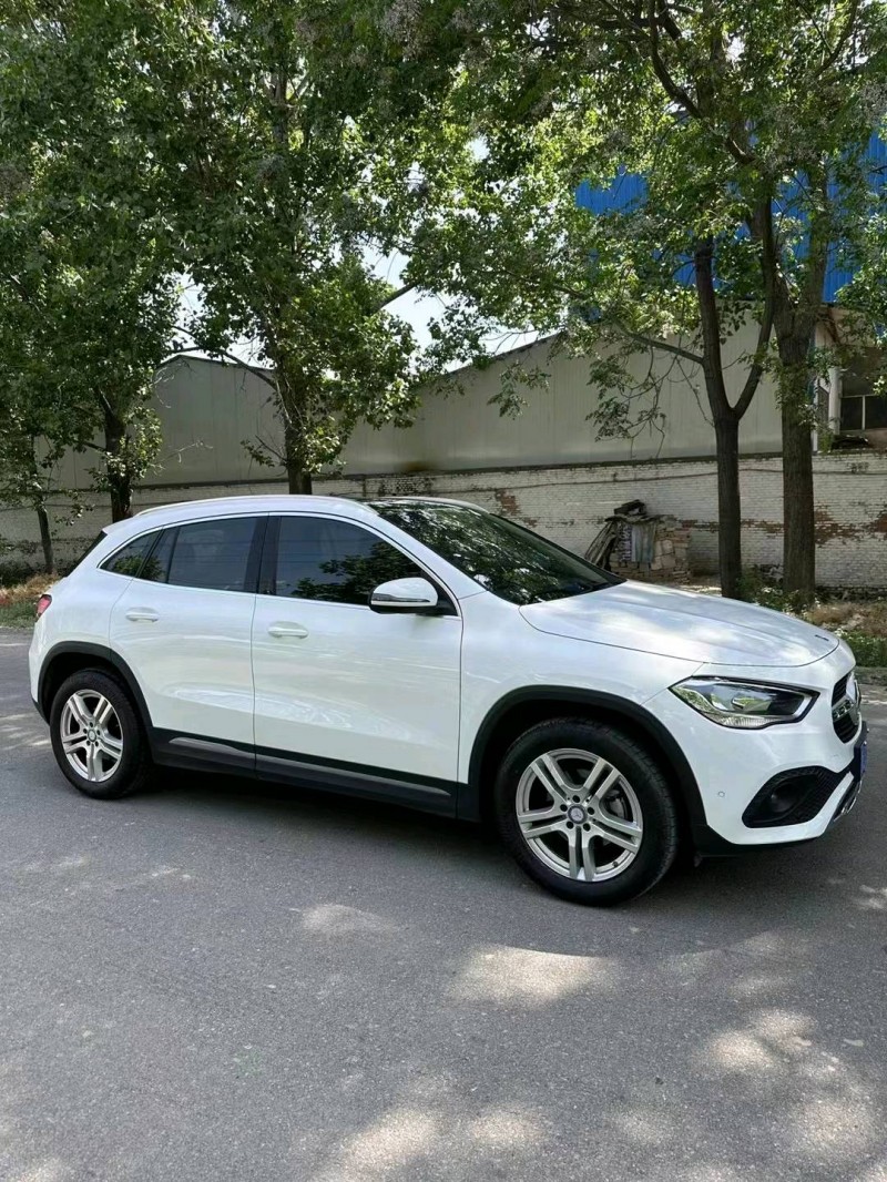 淄博20年奔驰GLA6