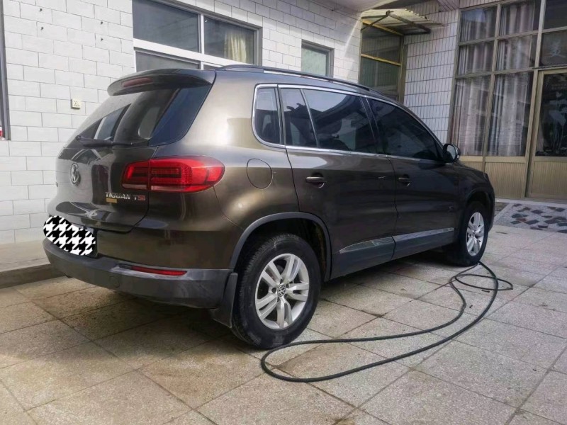 济宁14年大众途观8