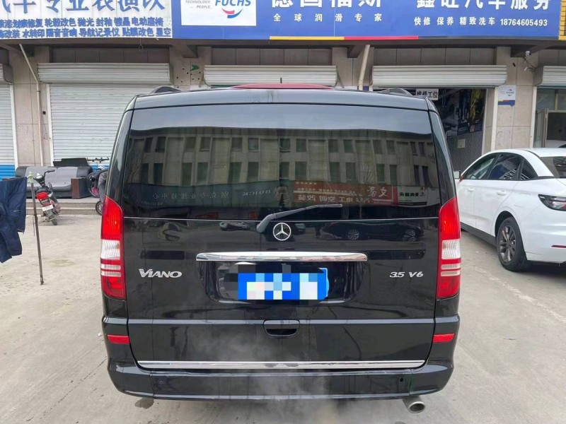 淄博15年奔驰唯雅诺2