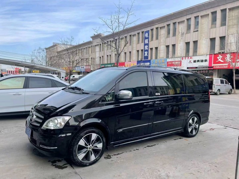 淄博15年奔驰唯雅诺3