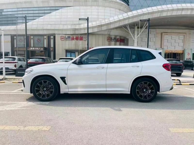 青岛18年宝马X33