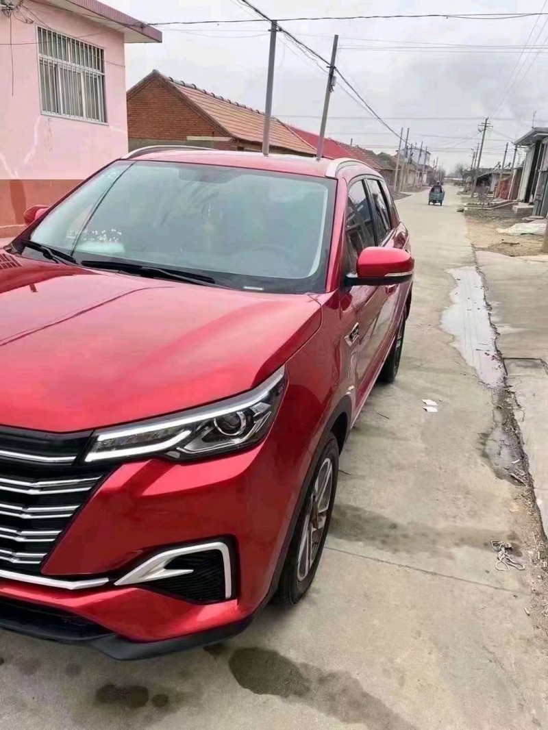 青岛20年长安汽车CS553