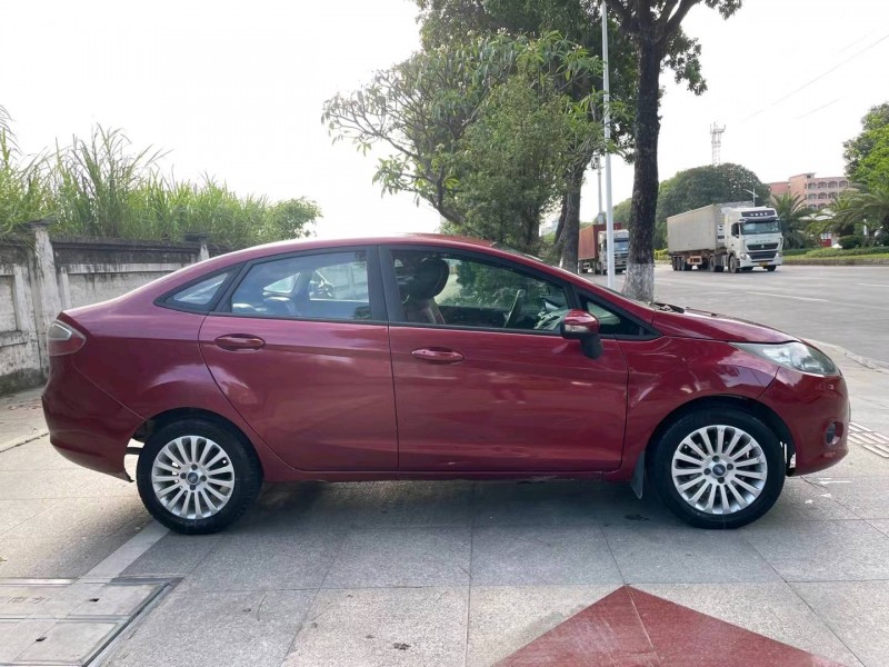 东莞11年福特嘉年华8