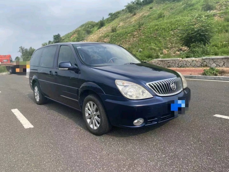 青岛11年别克GL83