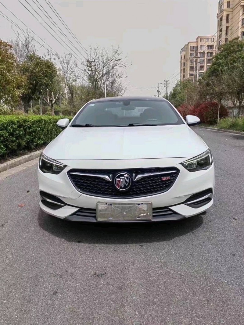 徐州19年别克君威1