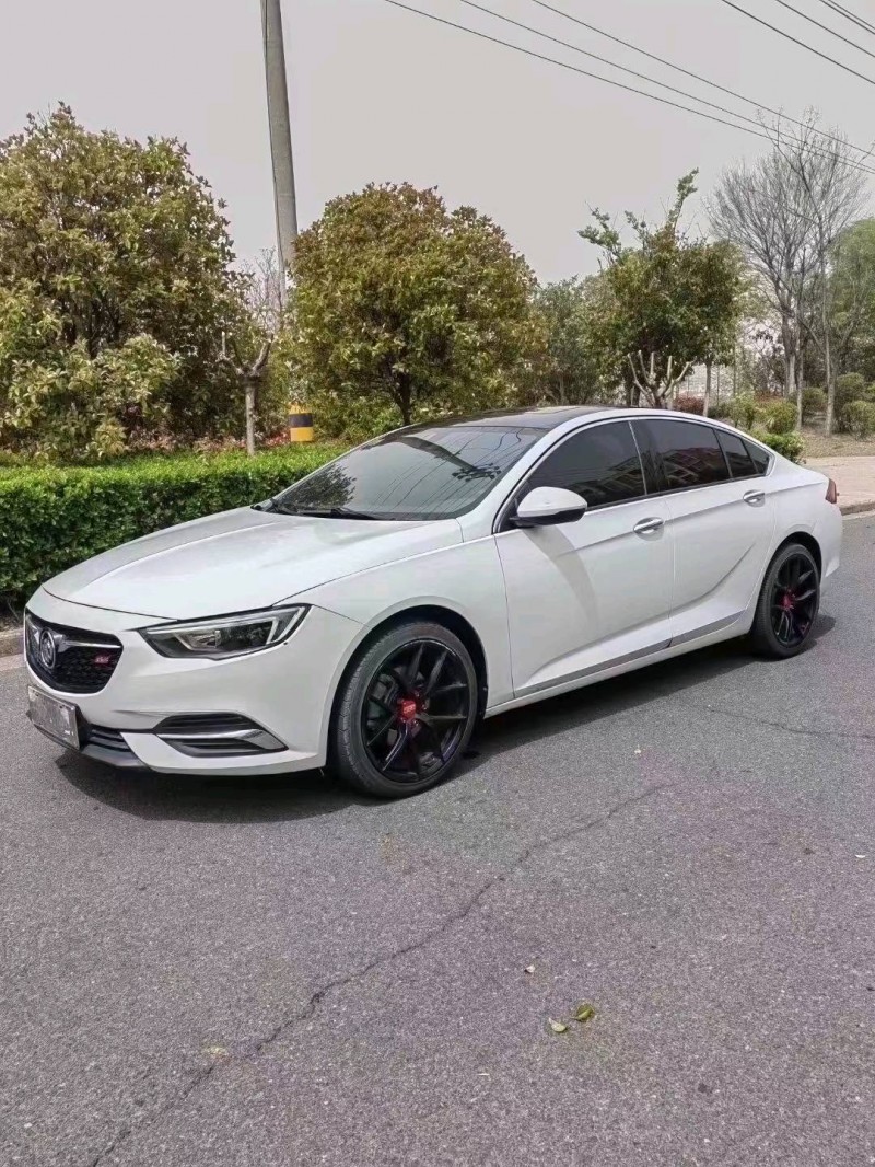 徐州19年别克君威2