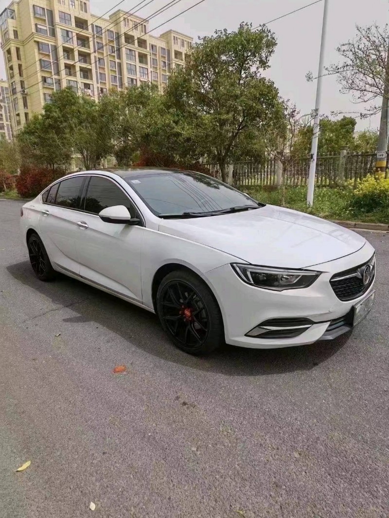 徐州19年别克君威3