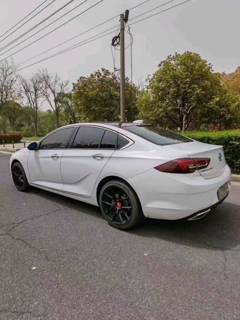 徐州19年别克君威5