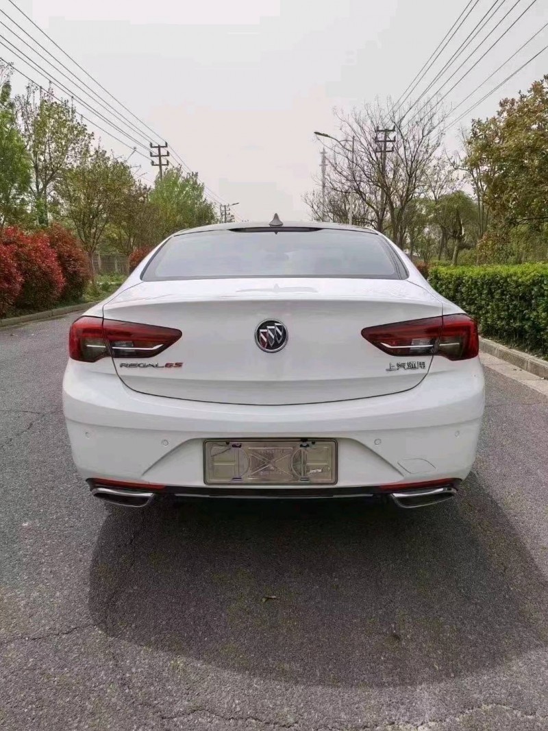 徐州19年别克君威6