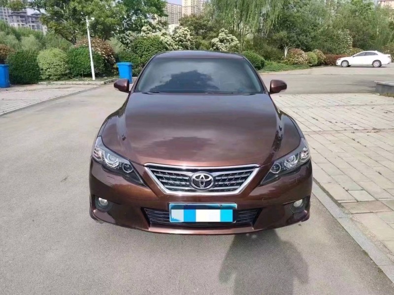 枣庄12年丰田锐志1