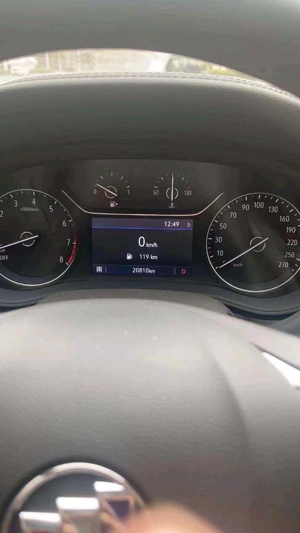 青岛21年别克君威4