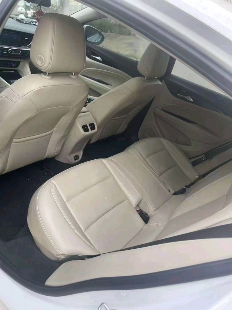 青岛21年别克君威8