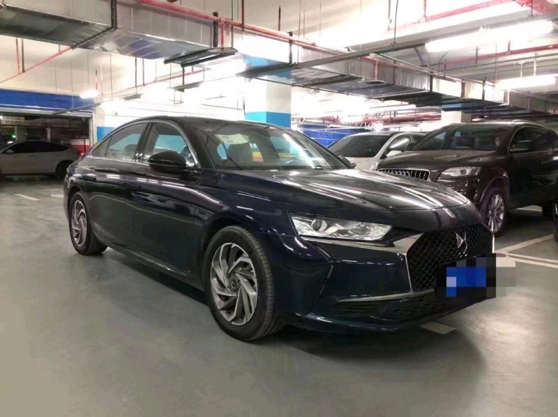 重慶22年雪鐵龍DS93