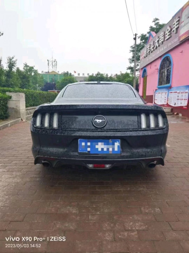 青岛17年福特野马2